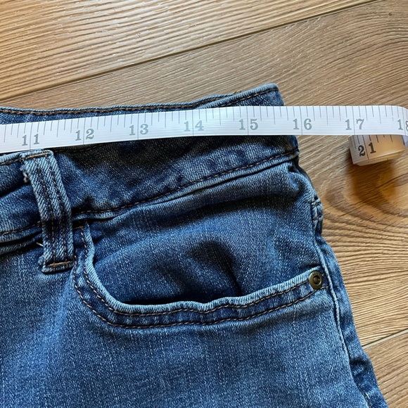 Lee Mid Rise Bermuda Denim Shorts - Picture 6 of 9